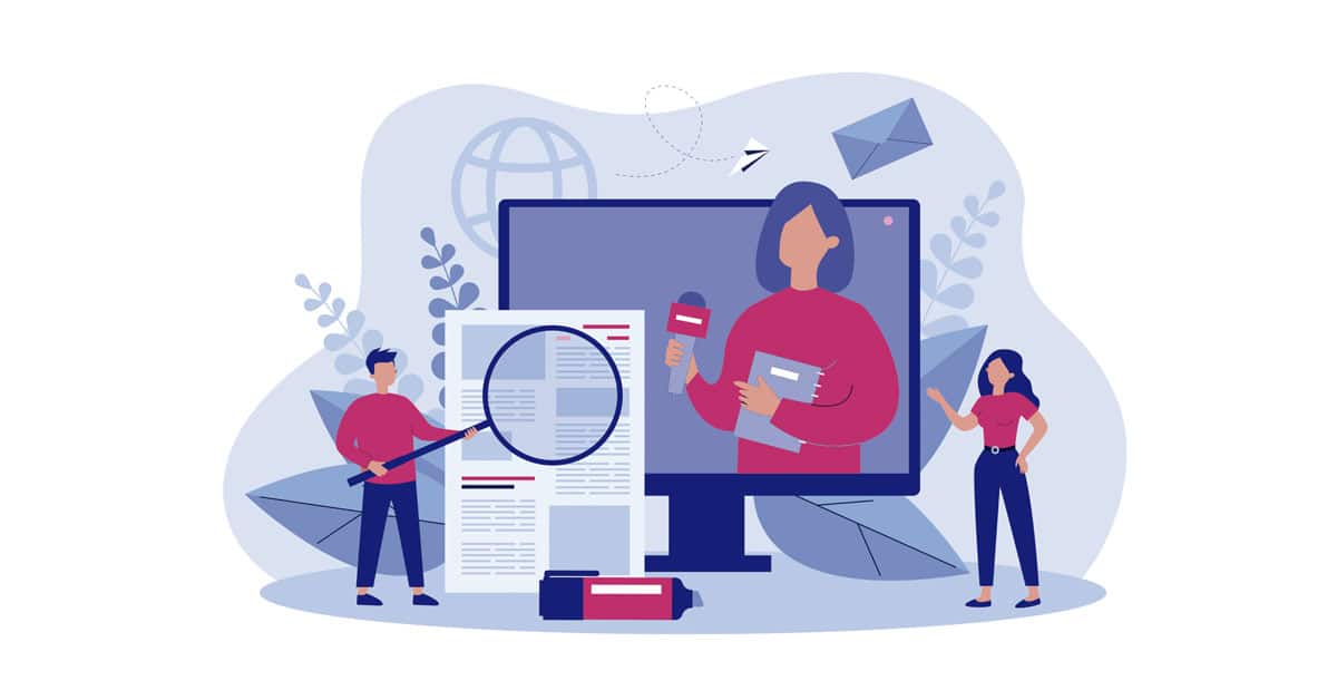 pessoas olhando um documento na tela do computador